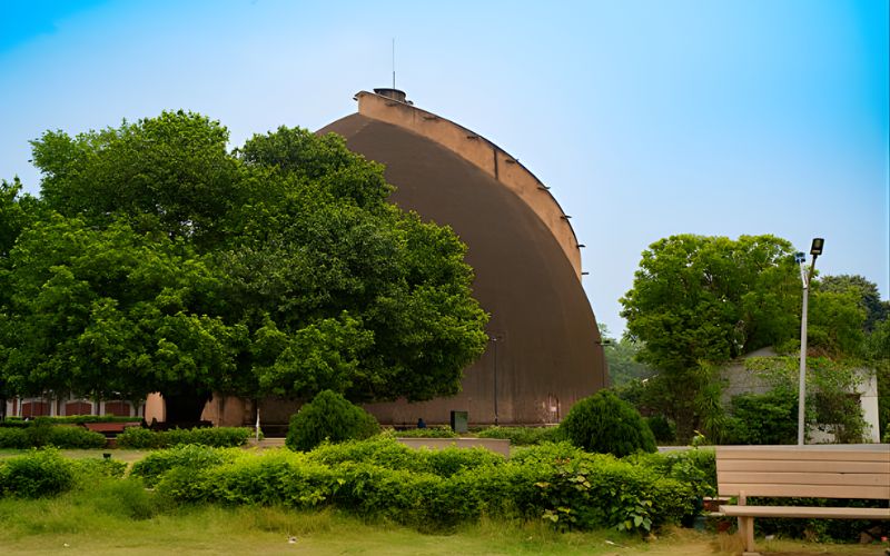 Spiritual Heart of India: Gaya, Bodhgaya & Varanasi Yatra